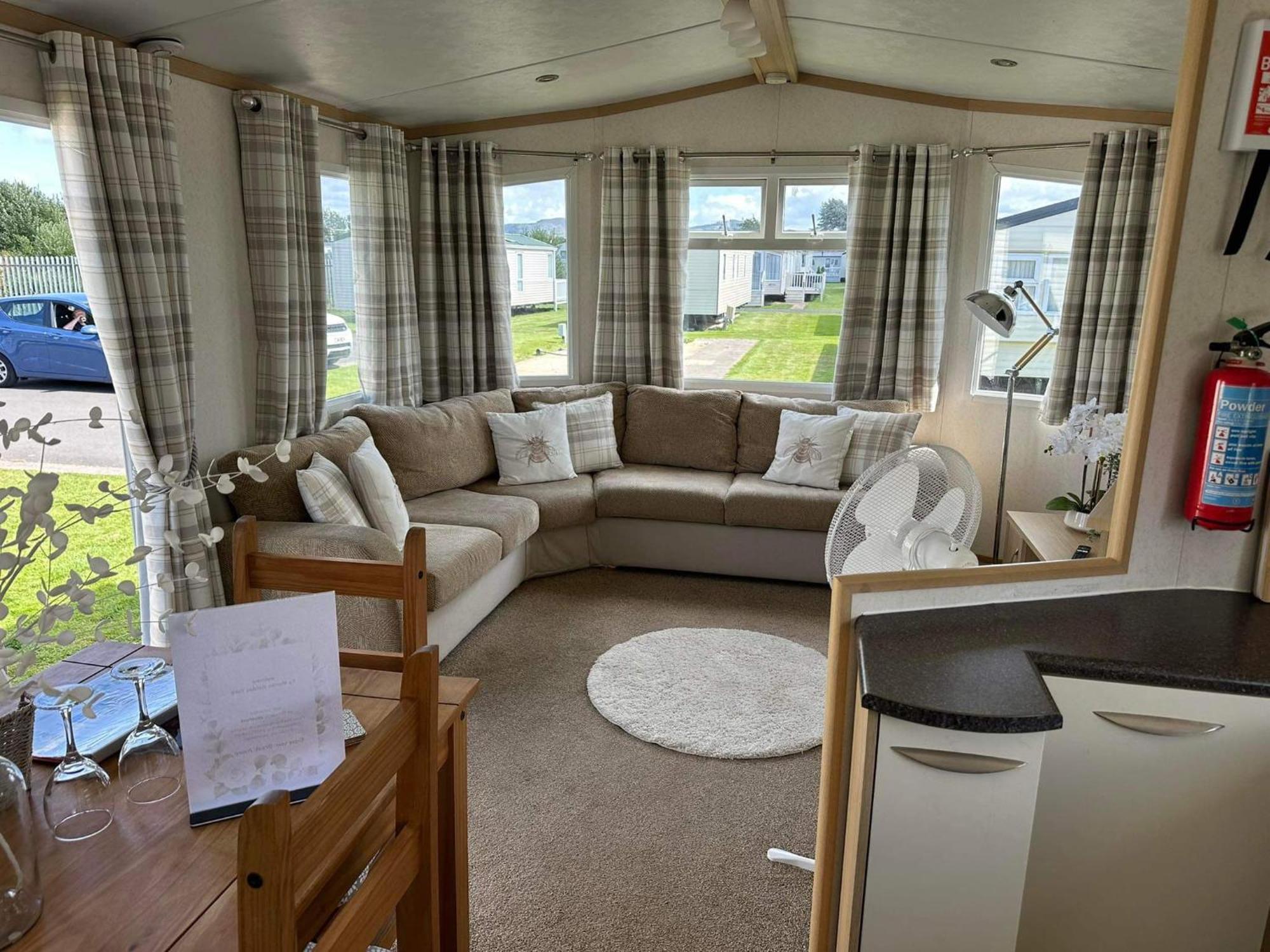Marine Getaways Caravan Hire Rhyl Exterior photo