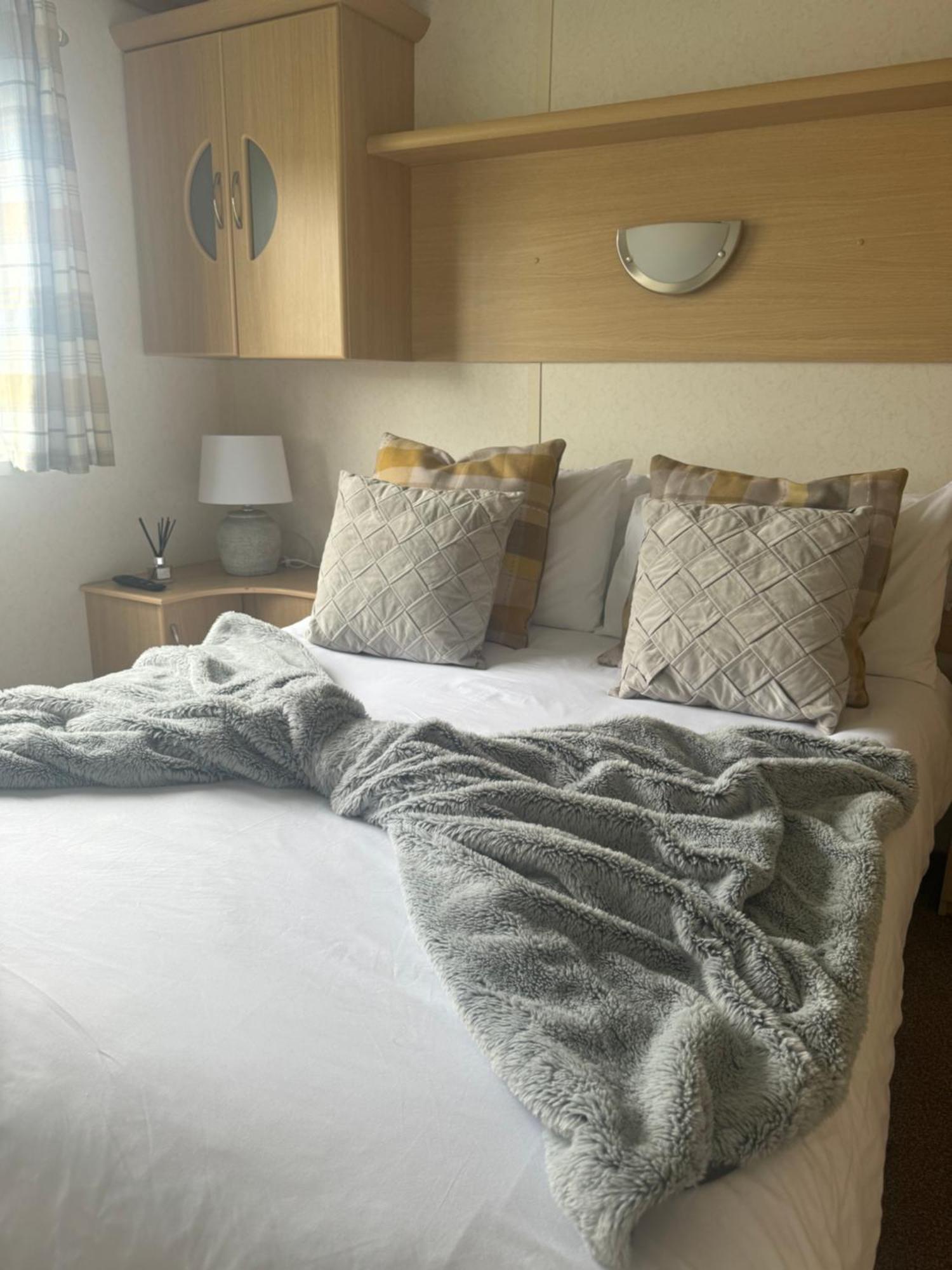 Marine Getaways Caravan Hire Rhyl Exterior photo