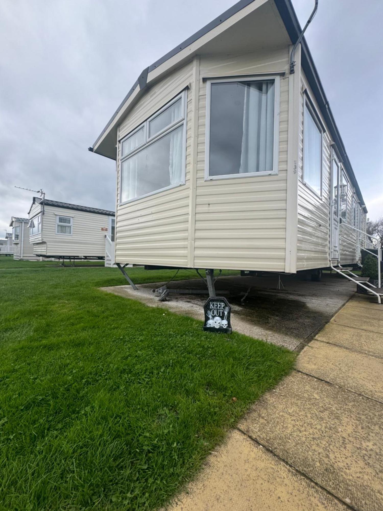 Marine Getaways Caravan Hire Rhyl Exterior photo